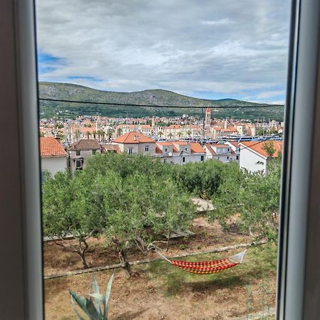 Rooms Carija Трогир Екстериор снимка