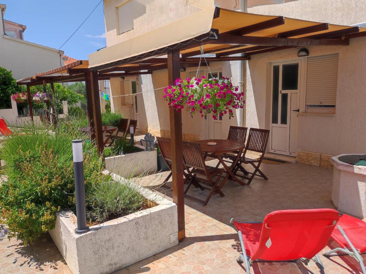 Rooms Carija Трогир Екстериор снимка