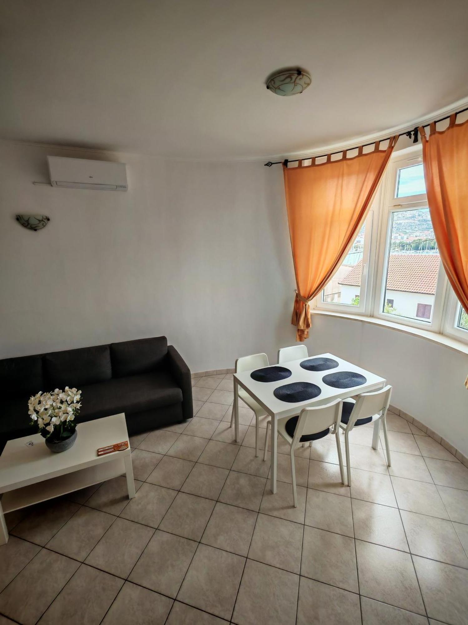 Rooms Carija Трогир Екстериор снимка