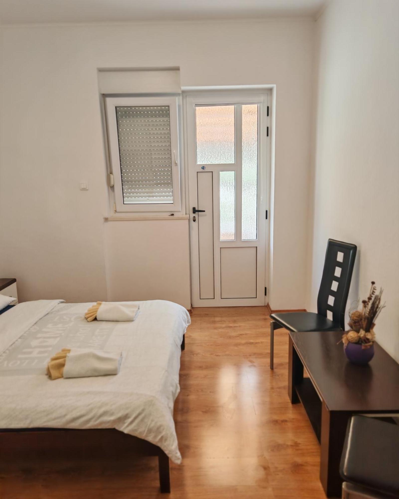 Rooms Carija Трогир Екстериор снимка