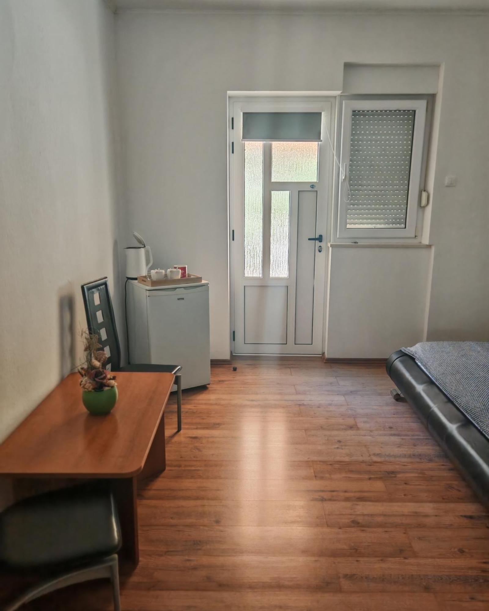 Rooms Carija Трогир Екстериор снимка